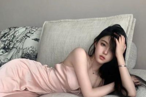 被禁关活该！140万美女网红摆拍被央媒怒批目前仍未道歉