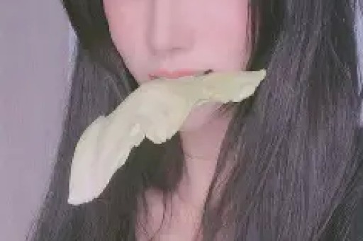 多平台回应网红“姚金鱼”被曝开设“绿茶速成班”等课程：发布擦边低俗内容宣扬不良婚恋观已处罚